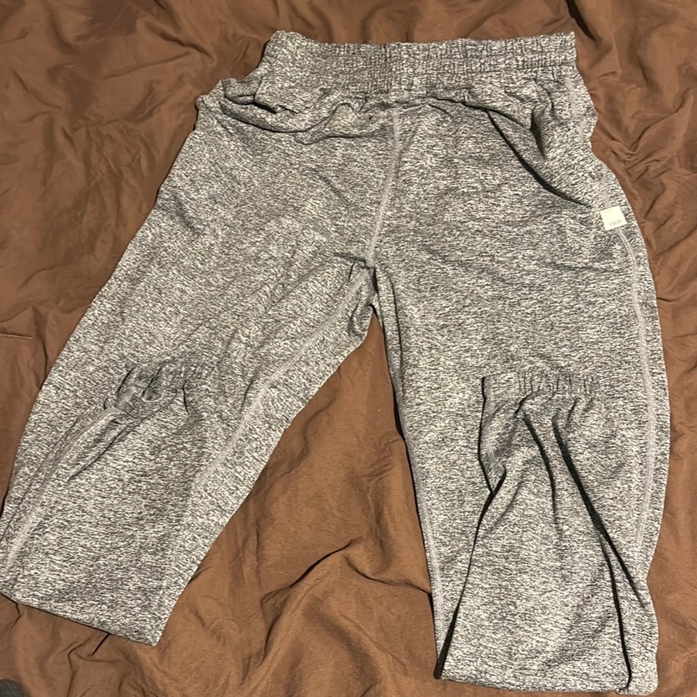 Vuori Gray Sweatpants Comfortable Knit Joggers